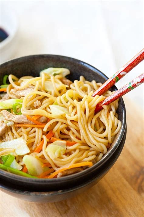 Yakisoba (Japanese Fried Noodles) | Easy Recipes at RasaMalaysia.com