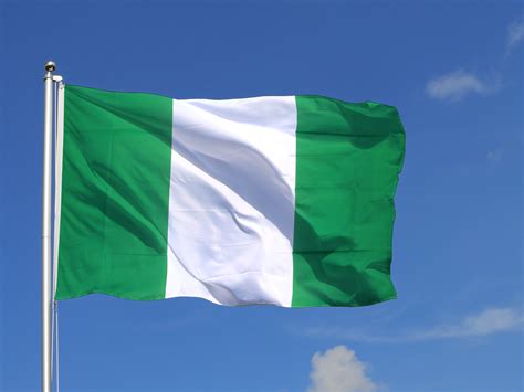 Large Nigerian Flag - 5x8 ft - Royal-Flags.co.uk