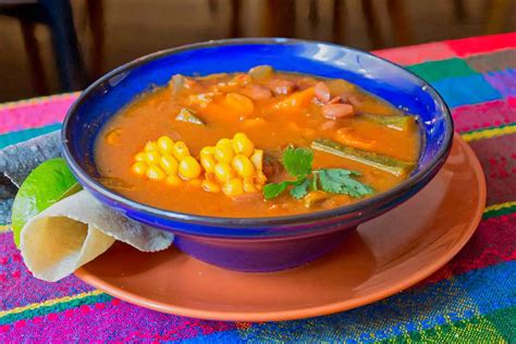 Great Salvadoran Sopa De Pata Recipe