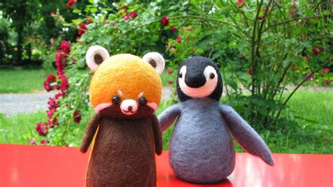 Sweet Felts: The unusual friendship: Red Panda and Penguin