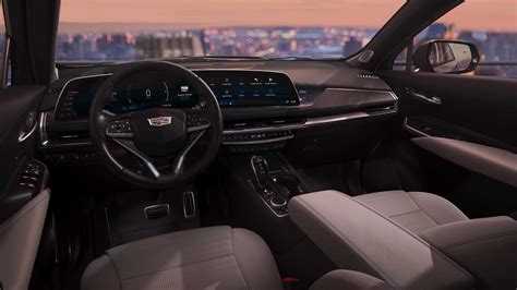 2024 Cadillac XT4 Debuts: 33-Inch LED Display Inside,…