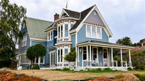 What is a Victorian-style House? | Bankrate