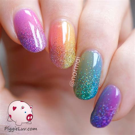 Glitter Nail Art Ideas - Try some bling - bling ~ Diet Health and Fashion