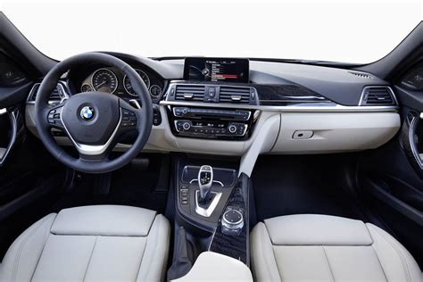 Nova BMW 320i 2017 - Preço, Consumo, Ficha Técnica, Avaliação, Fotos