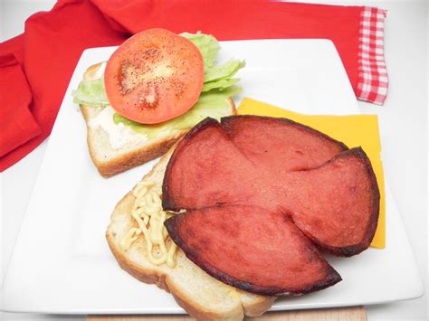 Air-Fried Bologna Sandwich | Recipe | Fried bologna, Bologna sandwich ...