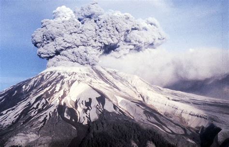 How The Seattle Times covered the Mount St. Helens eruption 36 years ...