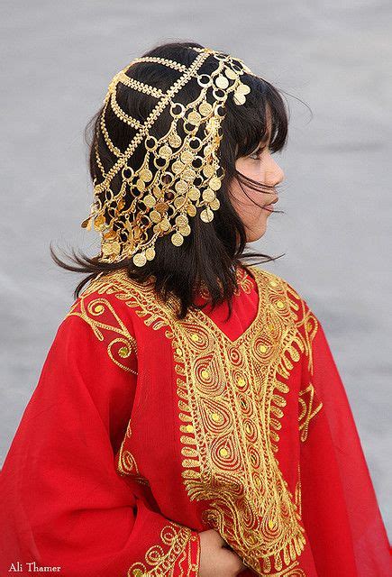 Tradtion Clothe with gold | Traditional outfits, Costumes around the ...