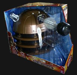 Doctor Who: Dalek Electronic Voice Changer Helmet - Toy review