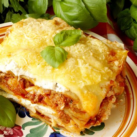 Meat And Ricotta Cheese Lasagna Recipe