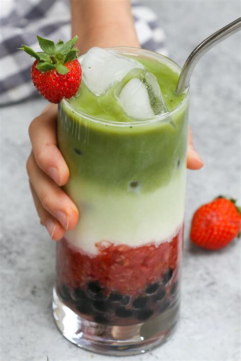 Easy Strawberry Matcha Latte {Boba Guys Copycat Recipe}