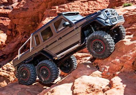 All-Terrain Ready - Traxxas TRX-6 Mercedes-Benz G 63 AMG 6x6 - RC Driver