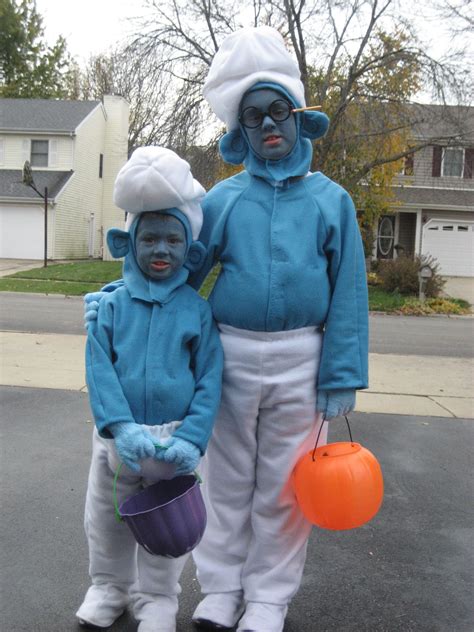 Brainy Smurf & Grumpy Smurf | Smurf costume, Smurfs, Halloween costumes