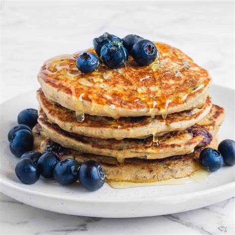 Vegan Blueberry Pancakes - Cooking With Ayeh