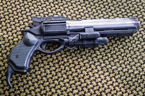 Fans create exact replica of Destiny gun in real life | popgeeks.net