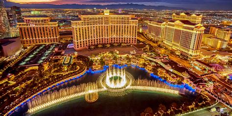 8 Best Hotels in Vegas for 2018 - Las Vegas Hotels & Resorts On and Off ...