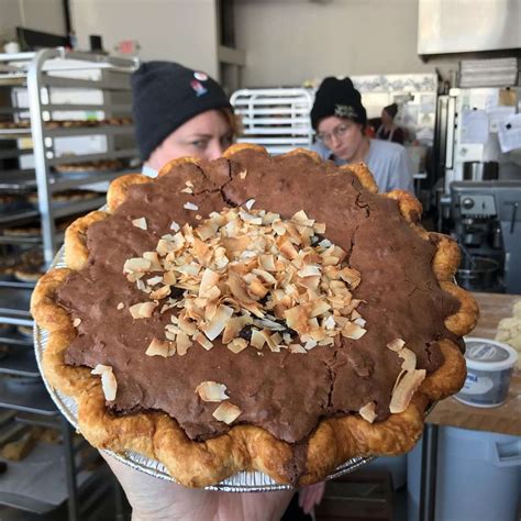 Best Pie Shops in America: Where to Find Good Homemade Pies in the US ...