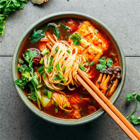 Vegan Kimchi Noodle Soup | Recipe | Vegan kimchi, Vegan recipes, Kimchi ...