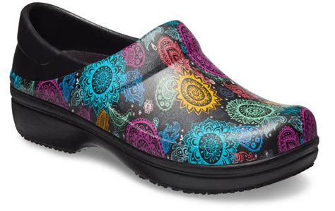 Crocs at Work Neria Pro II Women's Graphic Slip Resistant Clog ...