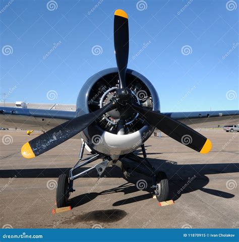 Old Propeller Airplane Royalty Free Stock Photo - Image: 11870915