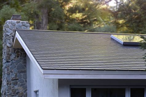 Tesla solar roof tiles production delayed - Curbed