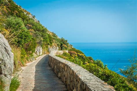 Hiking the Amalfi Coast: 5 Autumn Trails | ITALY Magazine