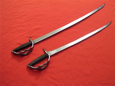 Curved Blade Swords – Preferred Arms