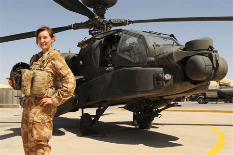 Helmand Blog - Afghanistan: CAPTAIN JO GORDON – APACHE ATTACK ...