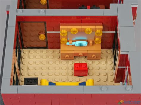 LEGO 10312 Jazz Club review | Brickset