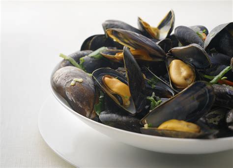 Guide to Cooking Mussels - How to Cook Mussels