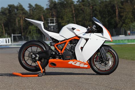 KTM RC8 1190 specs, lap times, performance data - FastestLaps.com