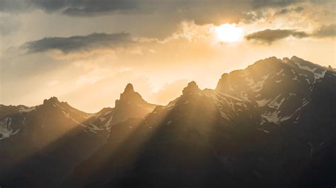 wallpaper mountains, sun, rays, clouds, landscape HD : Widescreen ...