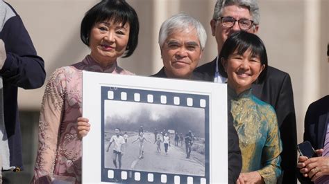 ‘Napalm Girl’ Photographer Nick Ut and Subject Kim Phuc Mark 50th ...