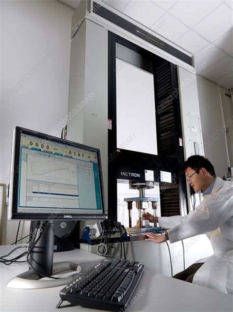 Materials testing - Stock Image - C001/1659 - Science Photo Library