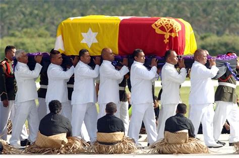 Tonga Mourns King's Death - Photo 7 - CBS News