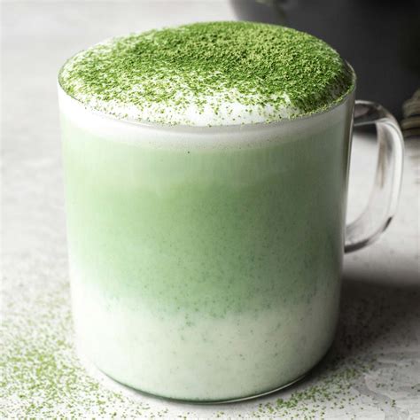 Easy Matcha Latte - Oh, How Civilized