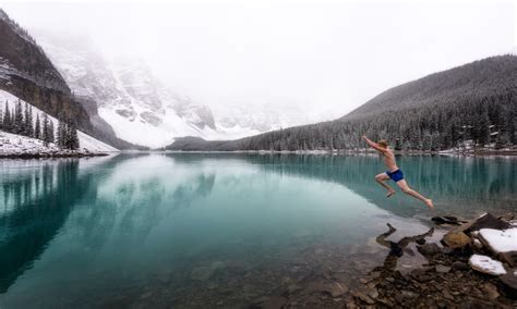 Cold water swimming tips to keep you safe this winter