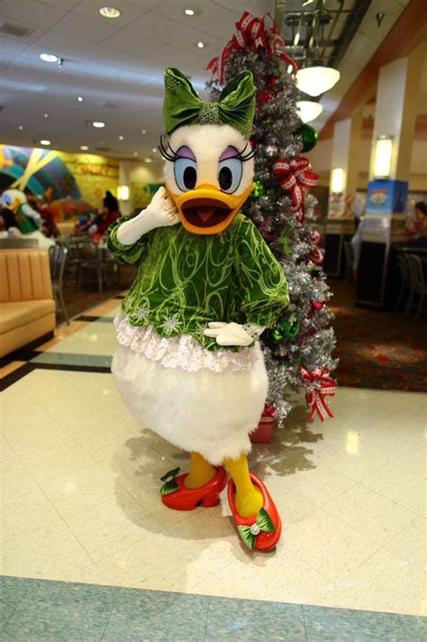 17 Best images about Daisy Duck on Pinterest | Disney, Donald o'connor ...