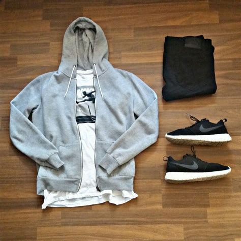 Nike roshe run one outfit for men | Mens clothing styles, Nike roshe ...