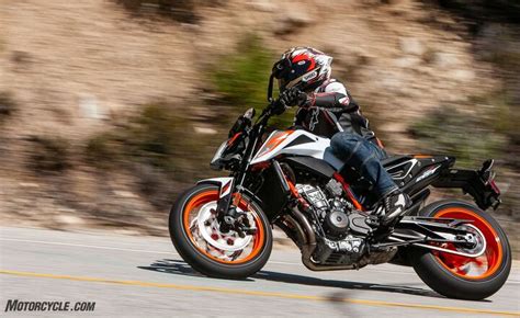 2020 KTM 890 Duke R A First Ride Review Of KTM's Super Scalpel ...