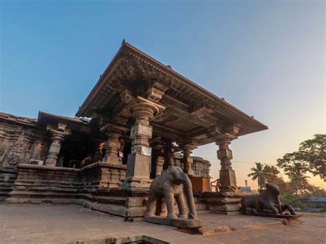 Thousand Pillar temple in Warangal - the iconic Rudreswara Temple of ...