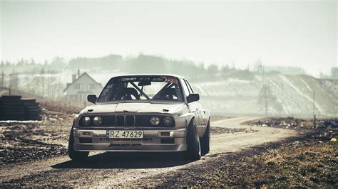 Bmw E30 Wallpapers HD | PixelsTalk.Net