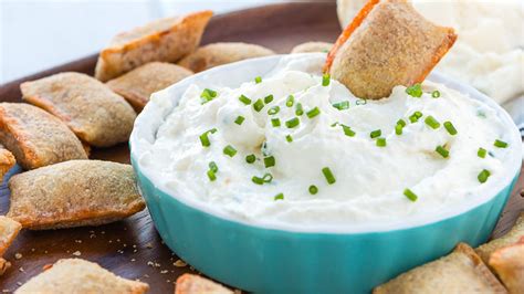 Queso Fresco Dip Recipe - QueRicaVida.com