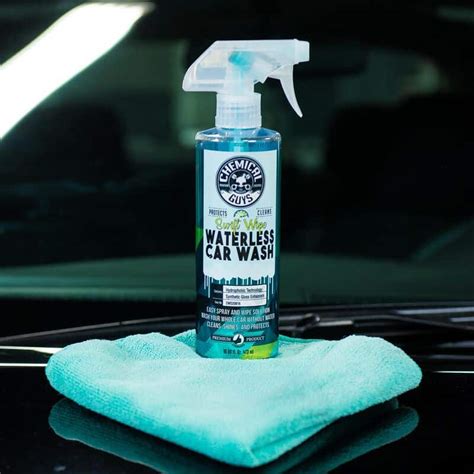 Top 6 Best Waterless Car Wash Products 2024 - Classic Car Maintenance