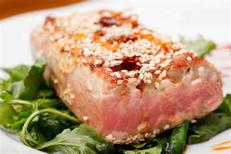 Tuna Steaks with Garlic Aioli - Healthy Diabetes Recipes from US MED