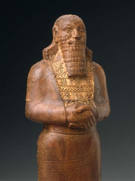 Statuette of an Assyrian king | Museum of Fine Arts, Boston