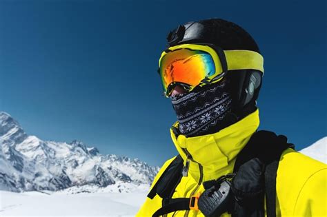 Get Your "Eye" On The Best Snowboard Goggles / Ski Eyewear Out There