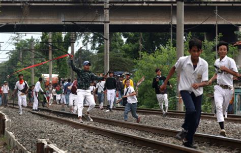 info: Tawuran seperti sudah menjadi tradisi turun temurun