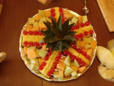 How to Make a Beautiful Hawaiian Fruit Platter - Great for Potlucks ...