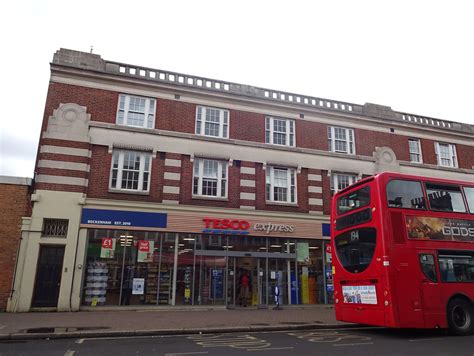 Tesco Express, Beckenham | Opposite Croydon Road/War Memoria… | Flickr