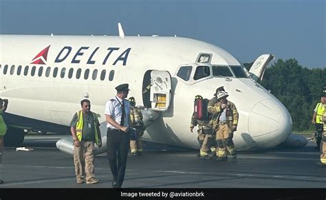 Delta Plane Lands Without Front Landing Gear At US Airport, No Injuries ...